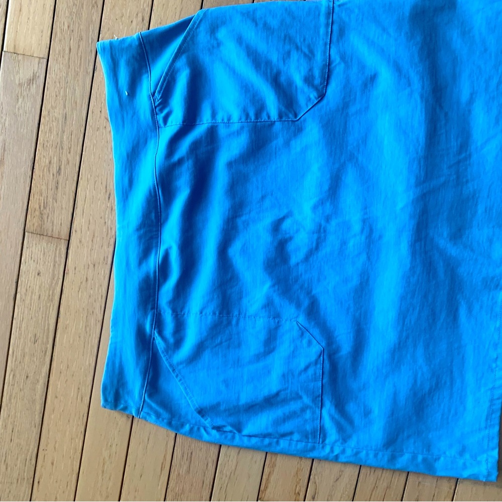 Northern Reflections light blue skirt size large